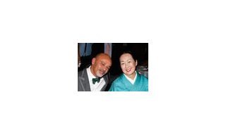 DeLaCour Presta su Apoyo en el 20 Anniversario de la Buakhao White Lotus Foundation