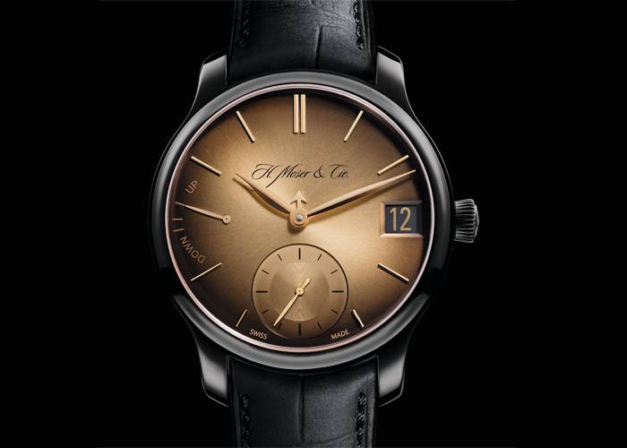 Endeavour Perpetual Calendar Black Golden Edition de H. Moser & Cie (Vista frontal)