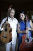 El Mentor Gilberto Gil, izquierda, con su pupila musical Dina El Wedidi