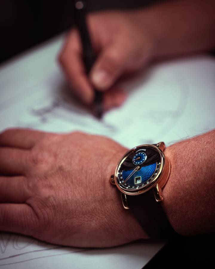 Chronoswiss presenta su mejor saber hacer con motivo de su 40 aniversario