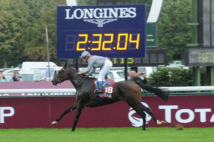 Longines Cronometrador Oficial del Qatar Prix de l'Arc de Triomphe 