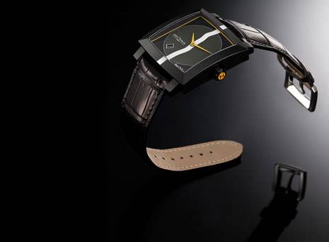 “The Line” el reloj de CharlElie para Saint Honore 
