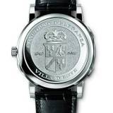 El reloj de A. Lange & Söhne timepiece con la trasera en oro blanco grabada a mano (mostrando el escudo de armas de la competición)