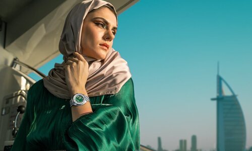 Doxa presenta los primeros Diamantes SUB 200T engastados con gemas