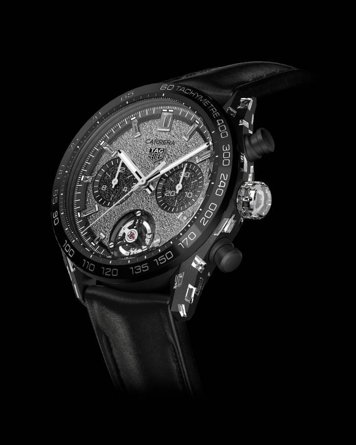 El nuevo TAG Heuer Carrera Plasma está adornado con diamantes cultivados en laboratorio, que ofrecen muchas posibilidades en términos de forma y diseño.