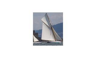 Sirius y Bufeo Blanco triunfan en la tercera ronda del Panerai Classic Yachts Challenge en Nápoles