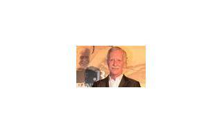 JeanRichard se asocia con el capitán Sully Sullenberger