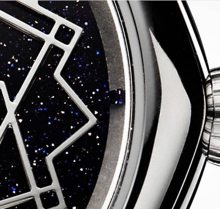 Los relojes MUSE muestran esferas de piedras semi-preciosas