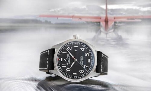 El “lujo accesible” de Alpina: el nuevo Startimer Pilot 