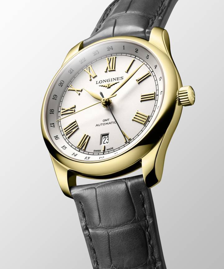 Novedad: modelos GMT en oro en la Longines Master Collection