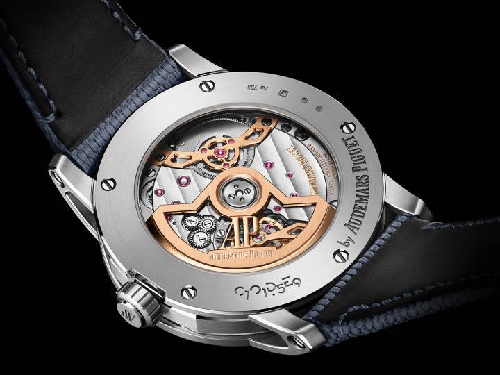 Para su 150 aniversario, Audemars Piguet presenta un revolucionario calendario perpetuo totalmente ajustable mediante la corona: Calibre 7138.