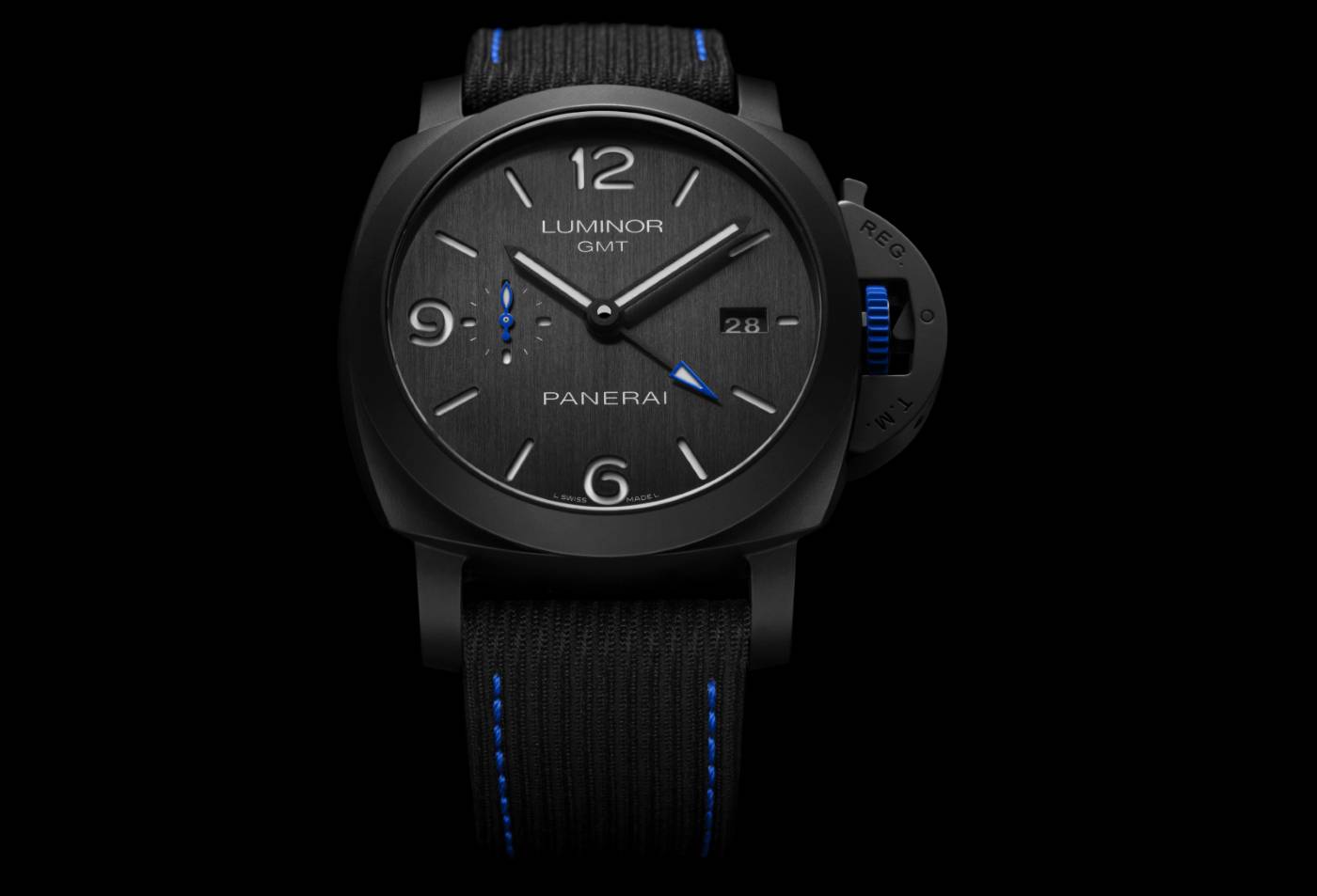 Panerai_luminor_gmt_bucherer_blue_-_Europa_Star_watch_magazine_2020
