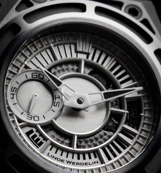 Hacia la escala de grises: las nuevas Linde Werdelin x TBlack Monochrome Series