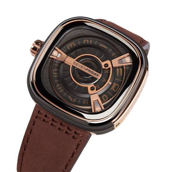 Sevenfriday evoluciona con la nueva serie V