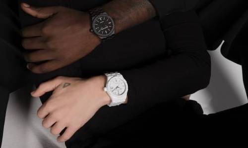 Maurice Lacroix presenta el Aikon Automatic Ceramic de 39 mm y 42 mm