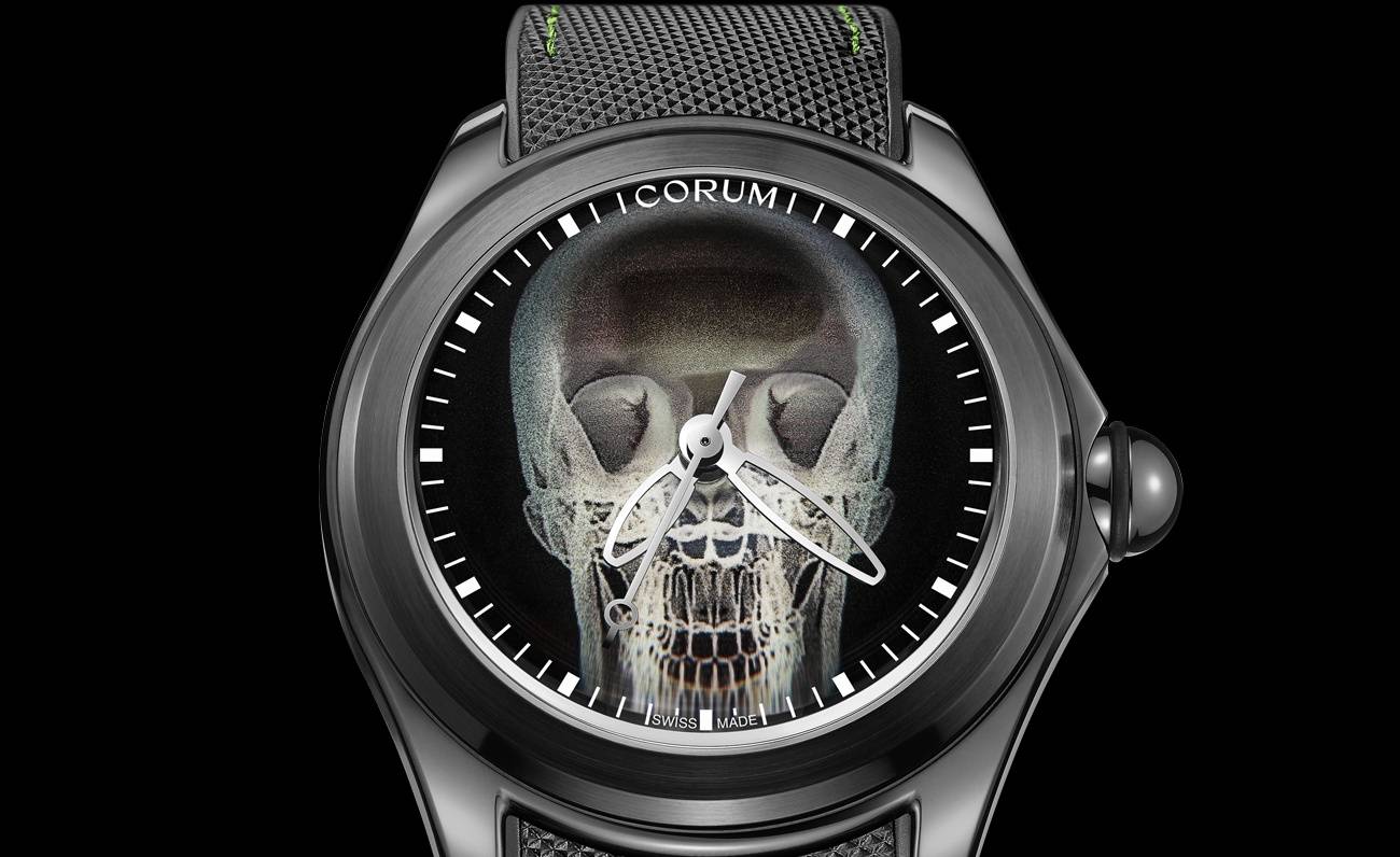Corum lanza una versión X Ray de su reloj Bubble