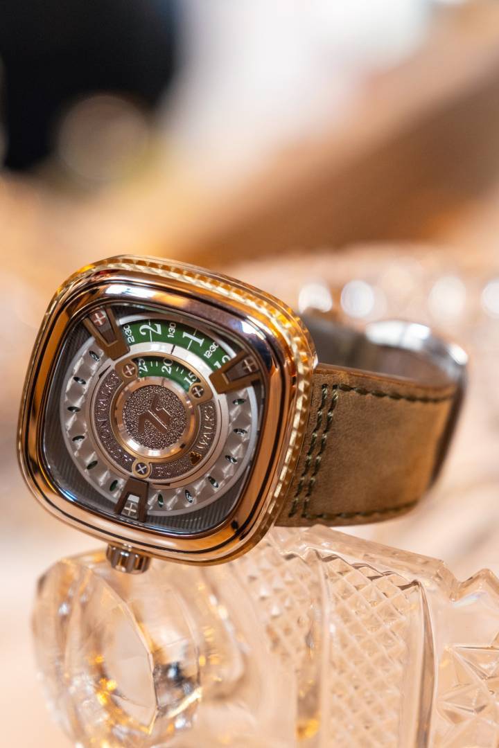 SevenFriday M2/05 alias Action Talks
