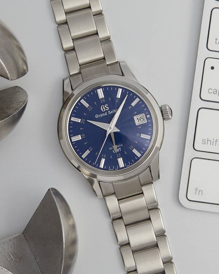 Presentando la “Timepieces for HSNY: 2021 Charity Auction”
