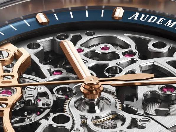 Audemars Piguet revela un nuevo tono de cerámica