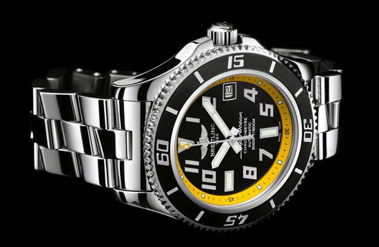 Breitling da la bienvenida a bordo a un excepcional nuevo piloto