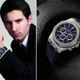 Izquierda: Leo Messi vistiendo el «Royal Oak Chronograph Leo Messi» - Derecha: El Limited Edition Royal Oak