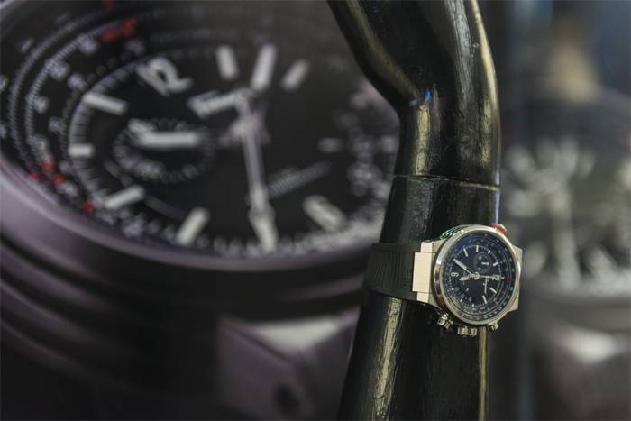 El Reloj Salvatore Ferragamo F-80