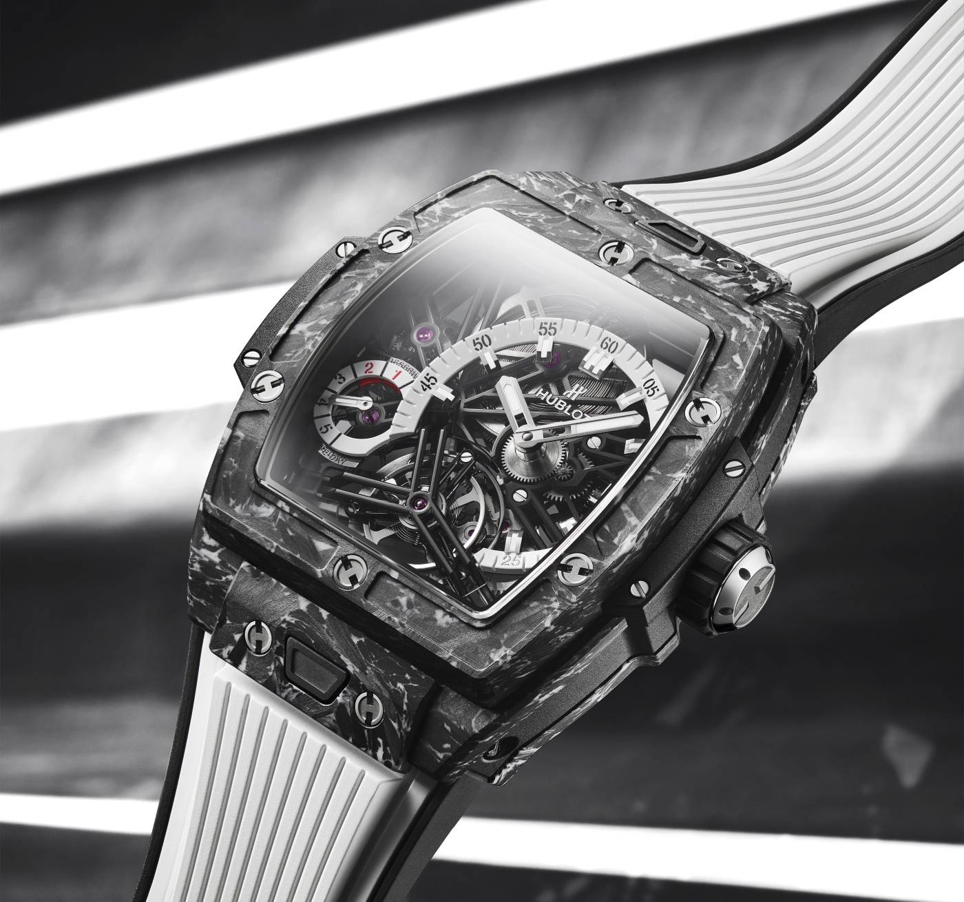 hublot_spirit_of_big_bang_side_-_europa_star_watch_magazine_2021