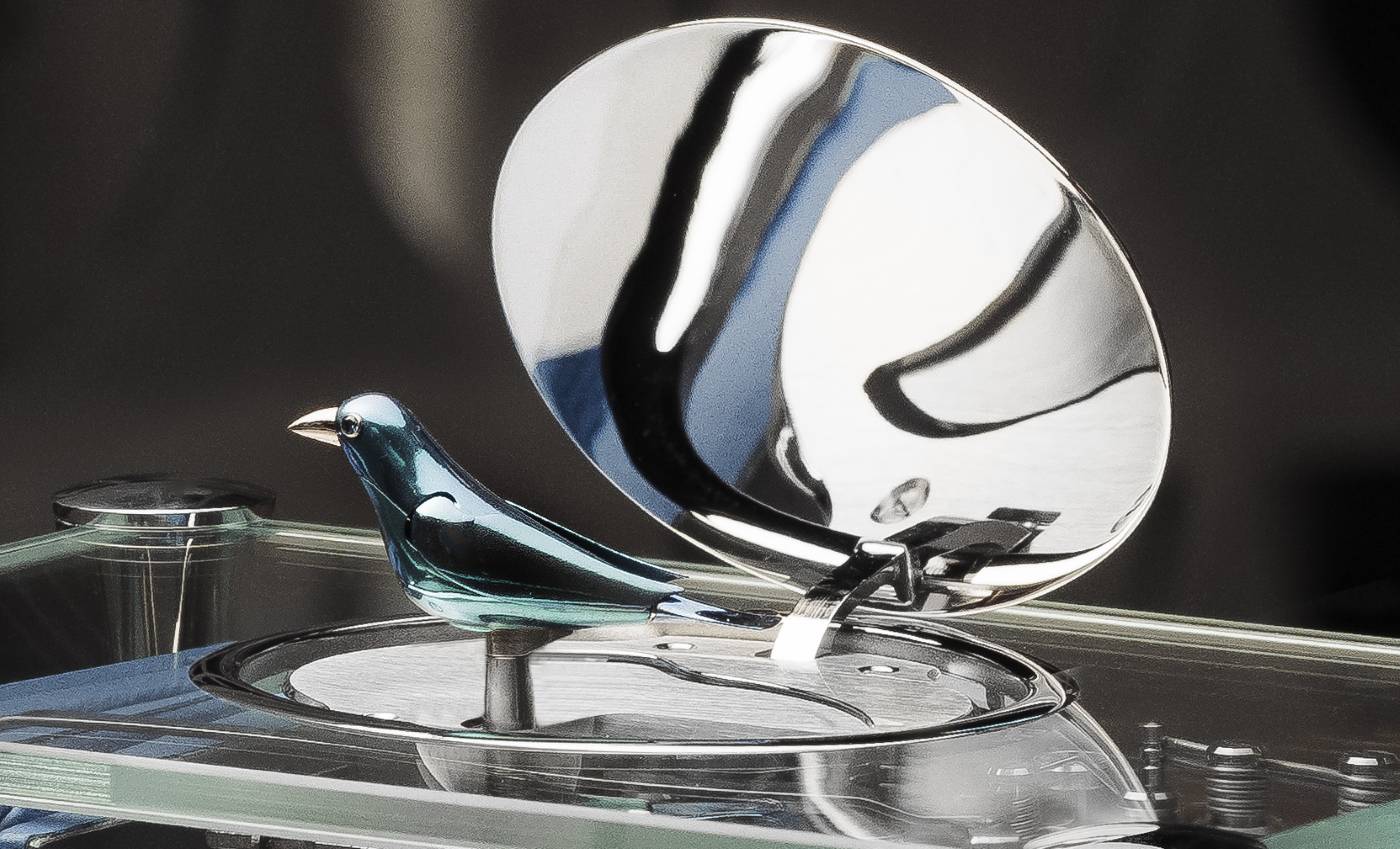REUGE PRESENTA SUS NUEVOS PÁJAROS ENCANTADORES “TABATIÈRES”