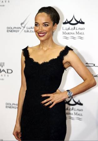 Carmen Chaplin con un Jaeger-LeCoultre Rendez-Vous Ivy Minute Repeater 