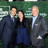 Philippe Bonay, Presidente de Jaeger-LeCoultre Norte America, Rose Kuo, de la Film Society of Lincoln Center, quien co-dirigió el evento y Charles Finch, miembro del Consejo Asesor