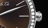 Hautlence: Bautismo de fuego para un holding familiar