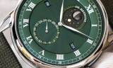 De Bethune lanza el nuevo DB25QP con una esfera guilloché verde