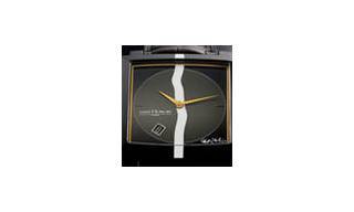 “The Line” el reloj de CharlElie para Saint Honore 