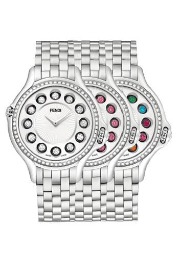 Fendi Crazy Carats (F107034000B0T05) mostrando la nueva esfera emfatizando las nuevas elecciones a llevar.