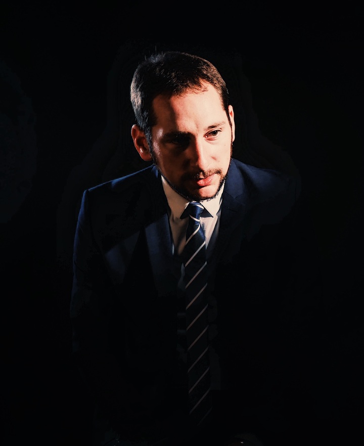 Pierre-Alain Bérard se unió a su padre en la empresa familiar SMB en 2003. Desde que se hizo cargo de Lip en 2014, trabaja para revitalizar este buque insignia de la industria relojera francesa.